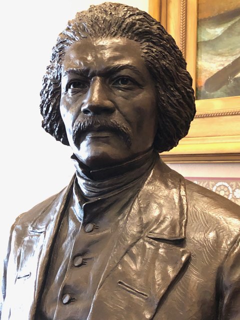 Frederick Douglass Bust Annapolis 02 2020 OTD Lucy IMG 0675 1 small