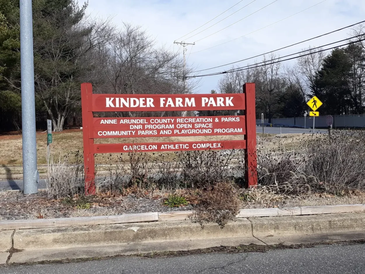 kinder farm park street sign